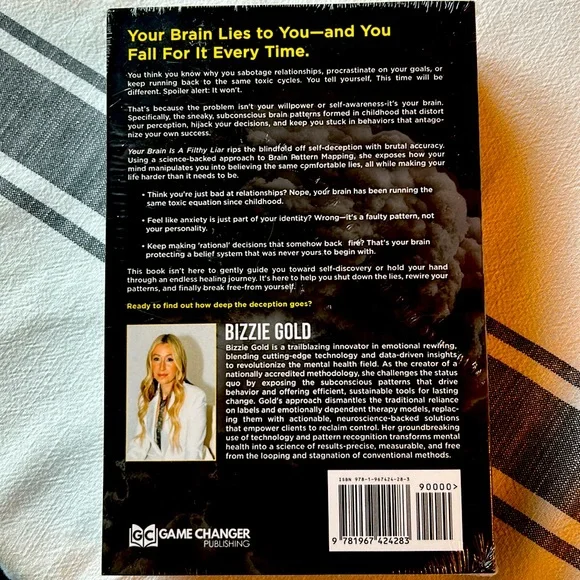 Bizzie Gold Book - Your Brain Is a Filthy Liar - Picture 3 of 5
